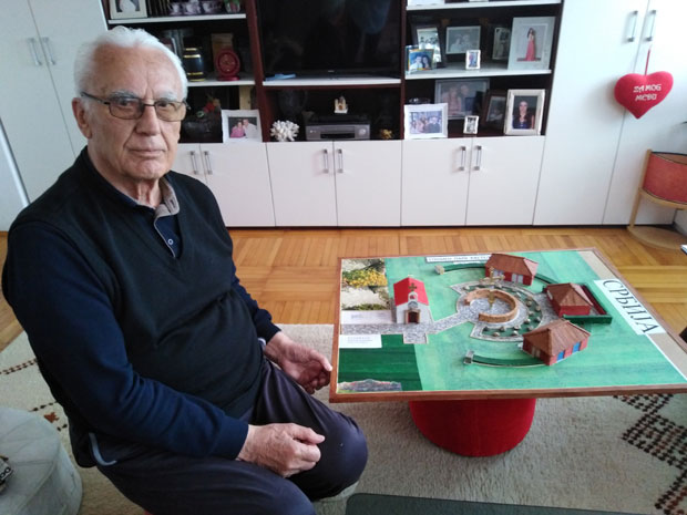 Успоменом на претке гледају у будућност: У куршумлијском селу уз административну линију са Косметом, ниче јединствен комплекс